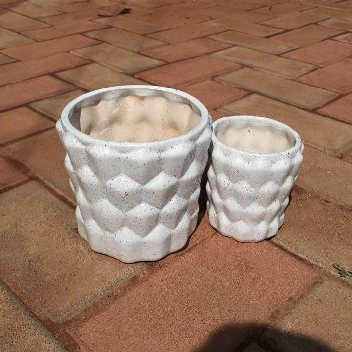 Set of 2 - (6 & 4 Inch) Designer Pineapple Ceramic Pot (colour may vary),Pots:Ceramic Planters:Royal Ceramic Pots