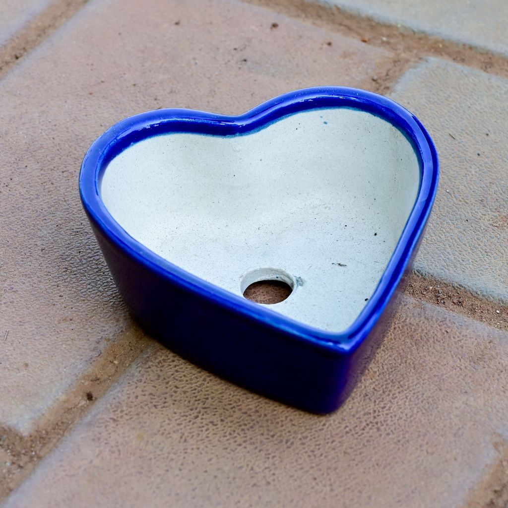 4 Inch Heart Shape Ceramic Pot ( Any Colour )