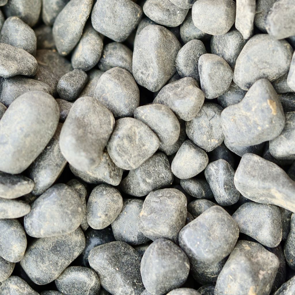 Decorative Large Grey Pebbles - 1 Kg