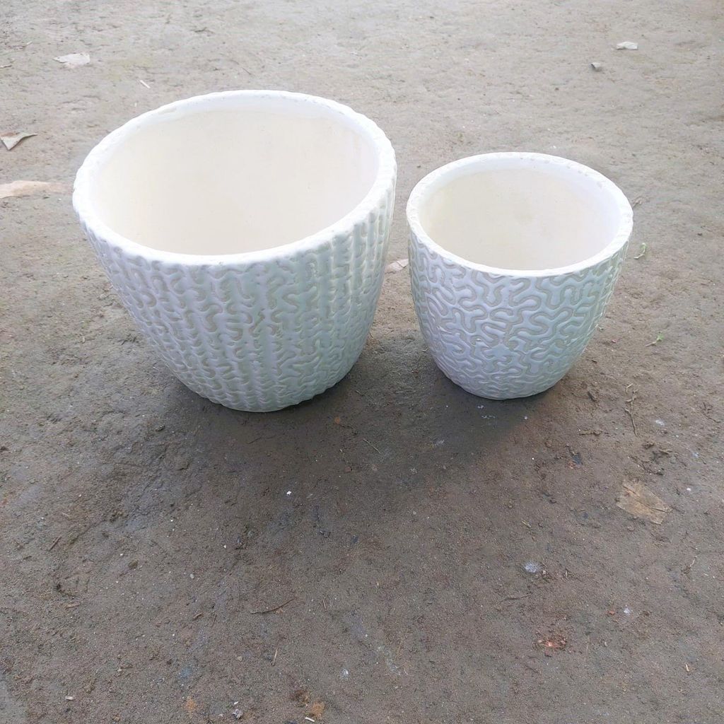 Set of 2 - 8 & 6 Inch White Moni Designer Ceramic Pot