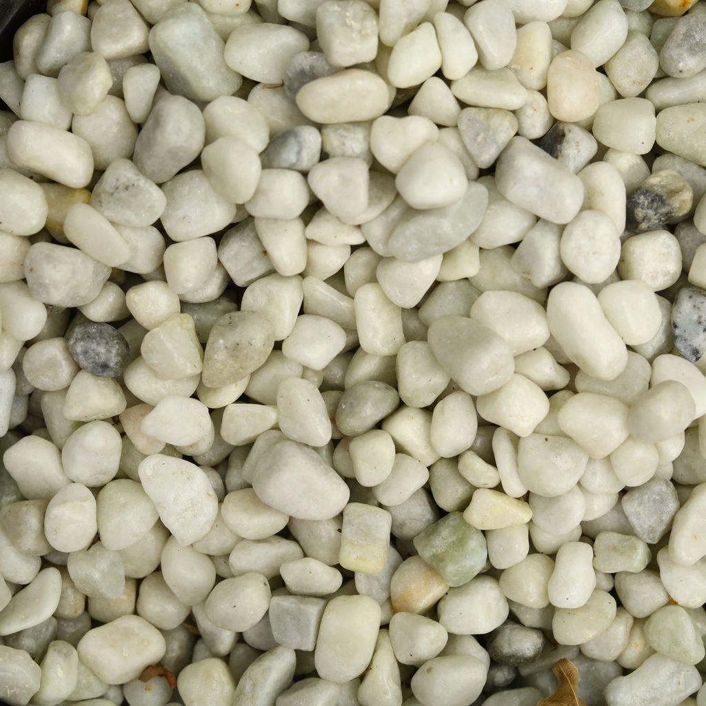 Decorative Medium White Pebbles - 1 Kg