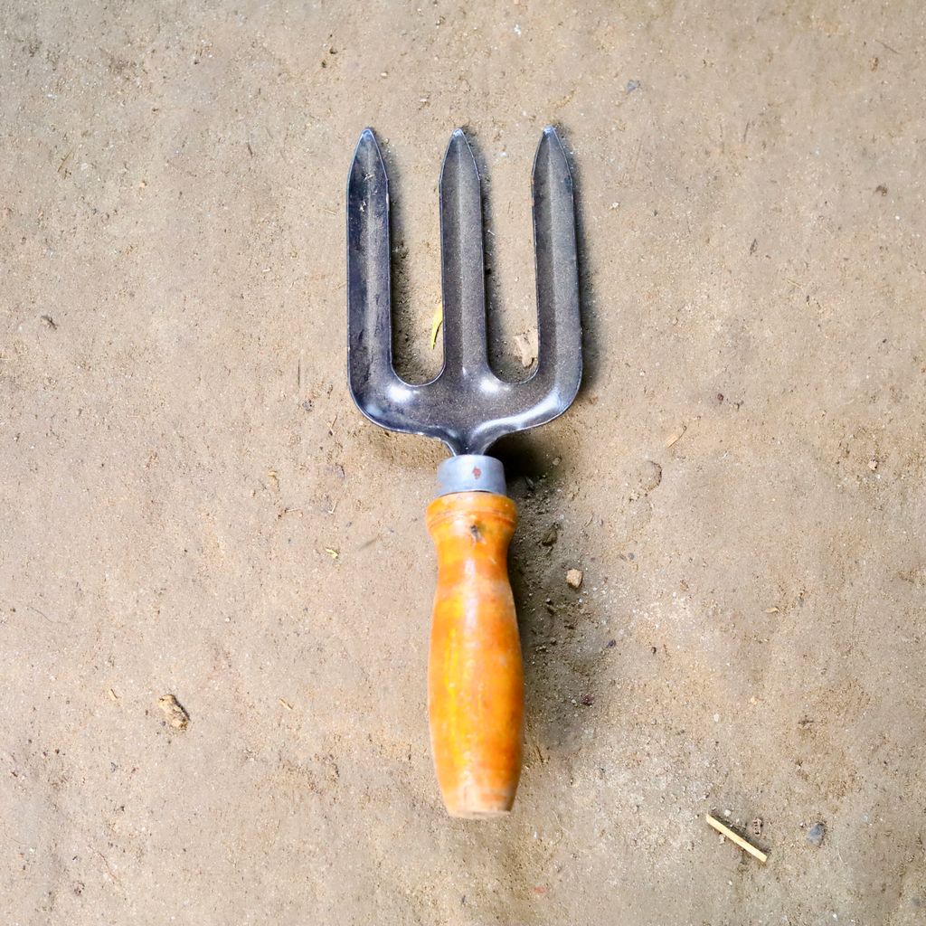 Gardening fork