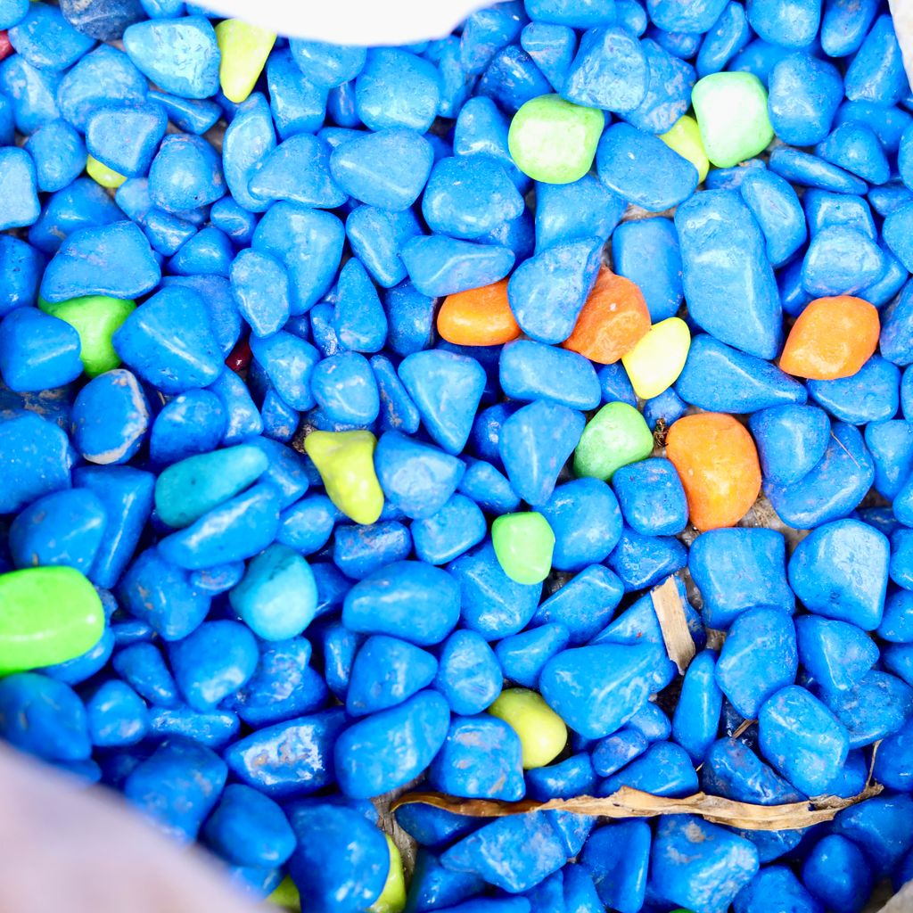 Decorative Medium Dark Blue Pebbles - 1 Kg