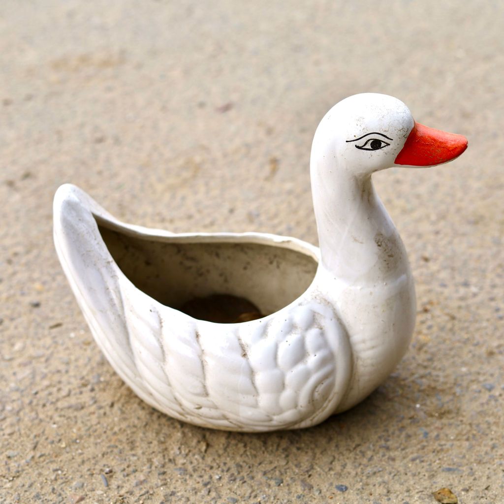 8 Inch White Cute Duck Designer Ceramic Pot (Any Design)