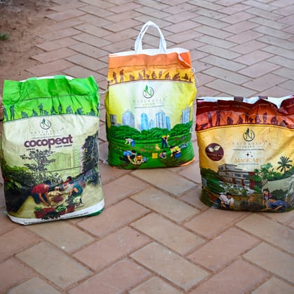 Set of 3 - Naturally Coocopeat, vermicompost & Potting Mix - 10 Kg each